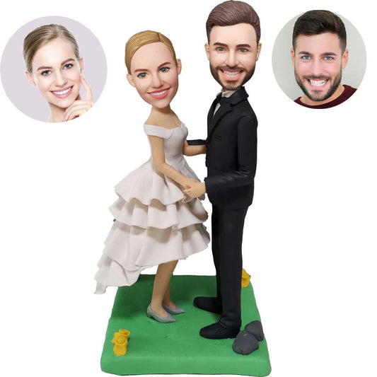 Bobblehead For A Dancing Wedding